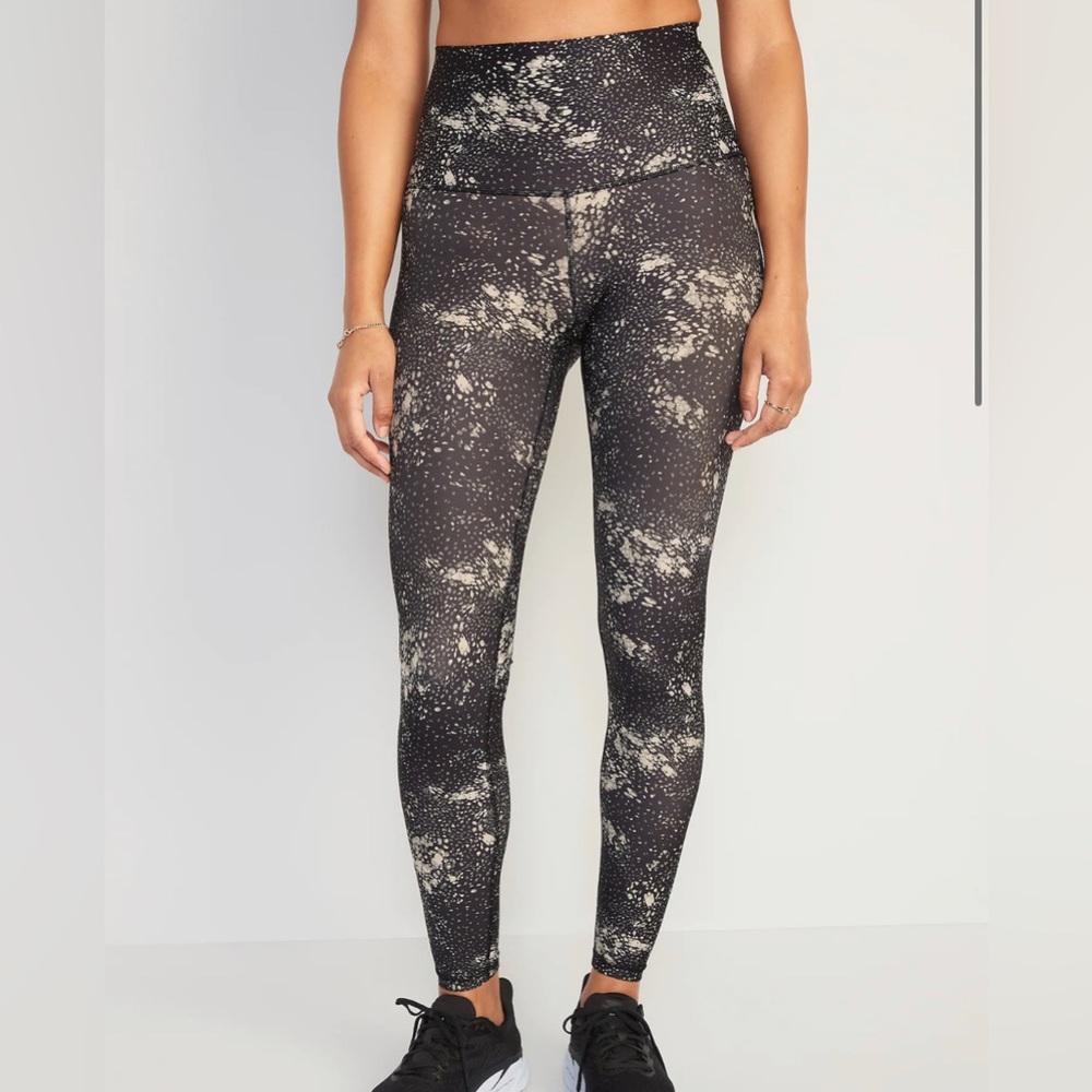 Old Navy Extra High Rise Powersoft Leggings - L